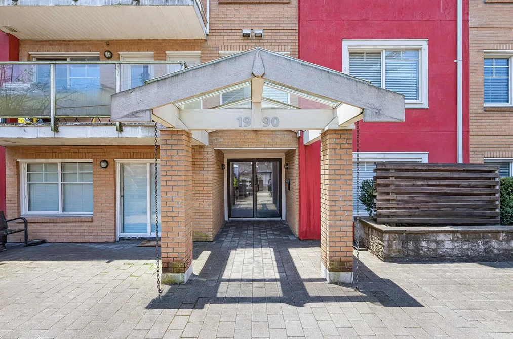 401 1990 WESTMINSTER AVENUE, Port Coquitlam BC V3B 1E8, Port Coquitlam BC — Residential for Sale - Photo 2