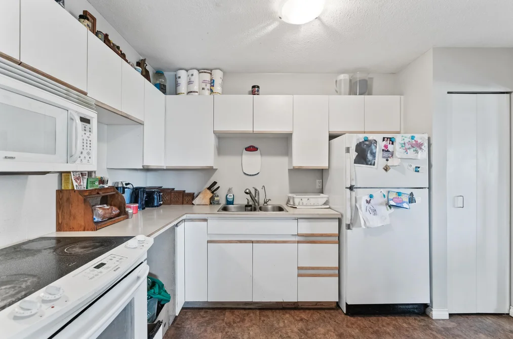 401 20561 113 AVENUE, Maple Ridge BC V2X 1E2, Maple Ridge BC — Residential for Sale - Photo 2