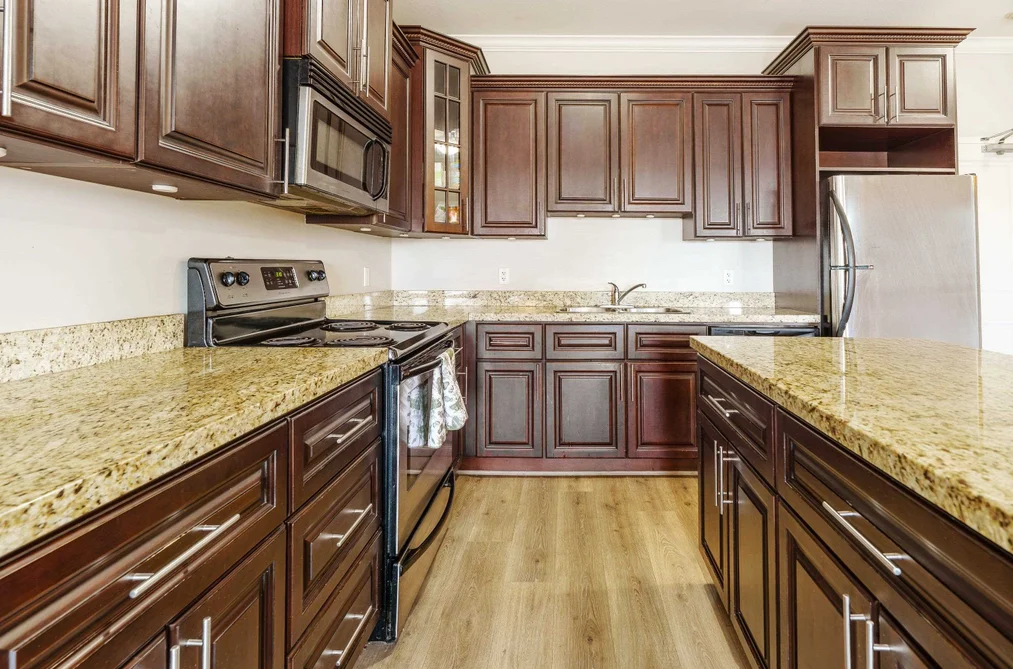 401 22363 SELKIRK AVENUE, Maple Ridge BC V2X 2X6, Maple Ridge BC — Residential for Sale - Photo 4