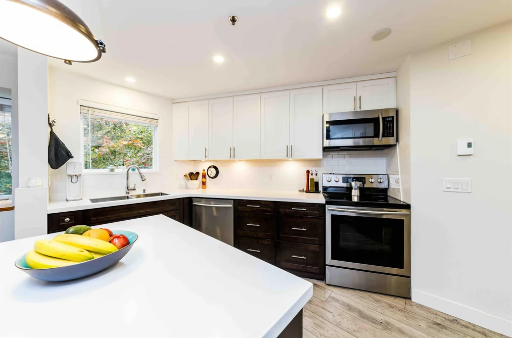 401 2295 PANDORA STREET, Vancouver BC V5L 1N6, Vancouver BC — Residential for Sale - Photo 2
