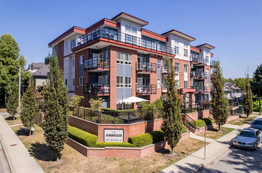 Condo for sale at 401 2389 Hawthorne Avenue Port Coquitlam British Columbia - MLS: R3165482