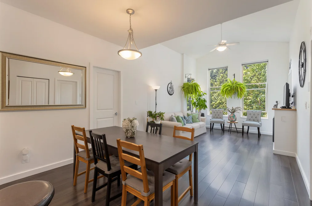Condo for sale at 401 265 Ross Drive New Westminster British Columbia - MLS: R3164222