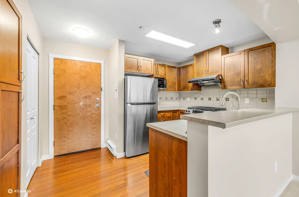401 2951 SILVER SPRINGS BOULEVARD, Coquitlam BC V3E 3S4, Coquitlam BC — Residential for Sale - Photo 5