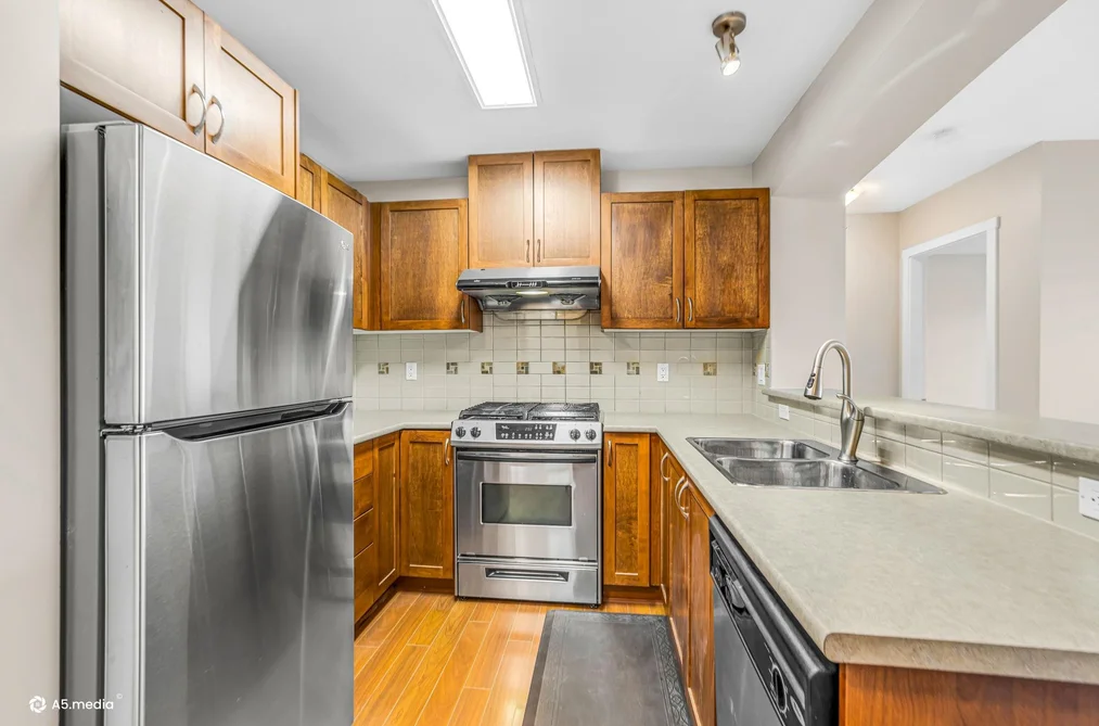 401 2951 SILVER SPRINGS BOULEVARD, Coquitlam BC V3E 3S4, Coquitlam BC — Residential for Sale - Photo 6