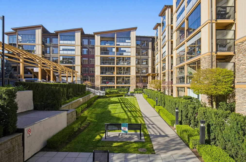 Condo for sale at 401 32445 Simon Avenue Abbotsford British Columbia - MLS: R3110245