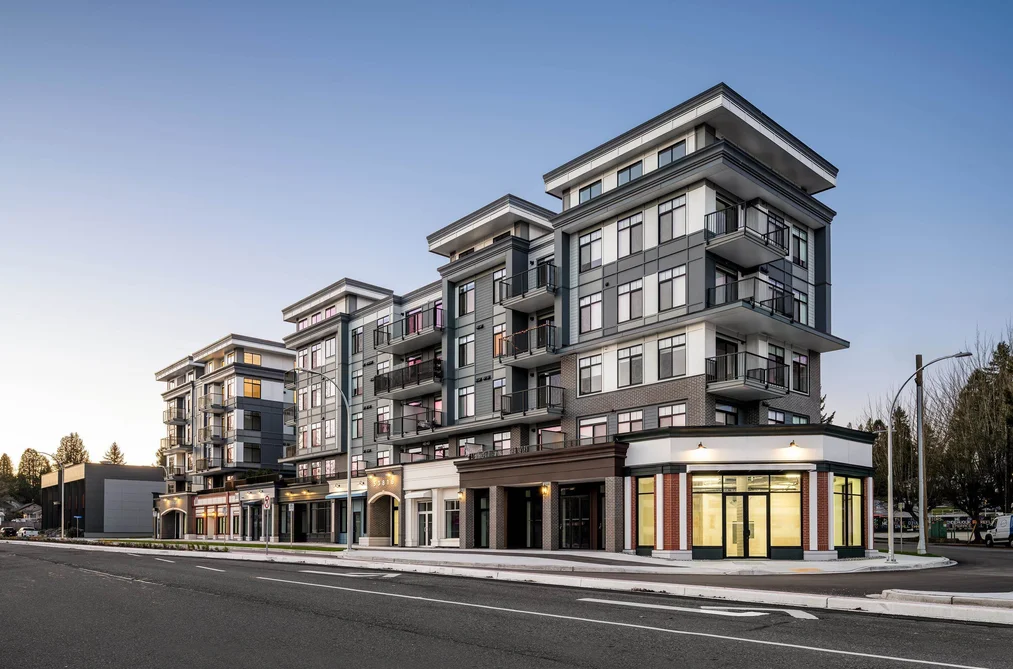 Condo for sale at 401 33820 South Fraser Way Abbotsford British Columbia - MLS: R3117332