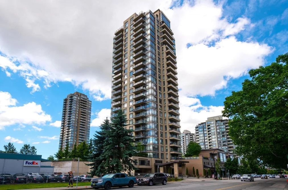 Condo for sale at 401 4250 Dawson Street Burnaby British Columbia - MLS: R3129142