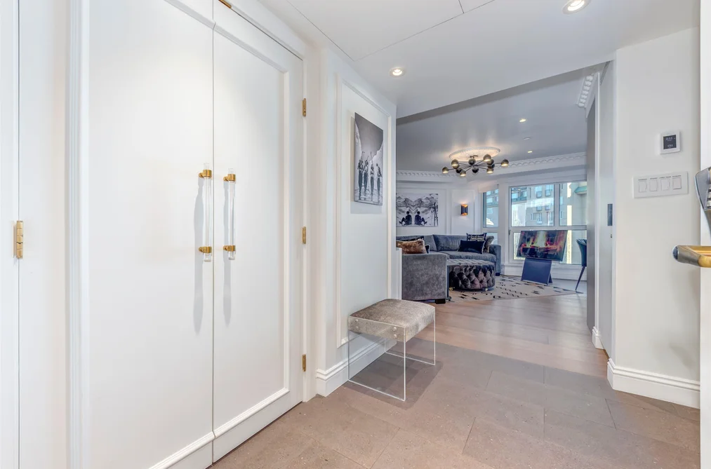 401 4557 BLACKCOMB WAY, Whistler BC V8E 0Y2, Whistler BC — Residential for Sale — Photo 4 of 19