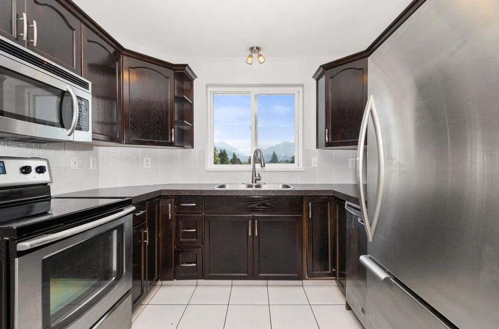 Condo for sale at 401 46777 Yale Road Chilliwack British Columbia - MLS: R3146608
