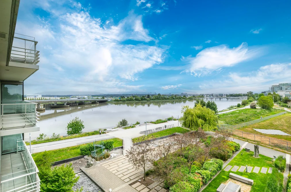 Condo for sale at 401 5131 Brighouse Way Richmond British Columbia - MLS: R3126404