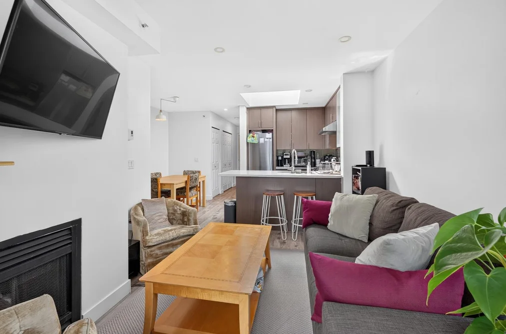 401 688 E 16TH AVENUE, Vancouver, BC — Residential for Sale — Photo 13 of 23