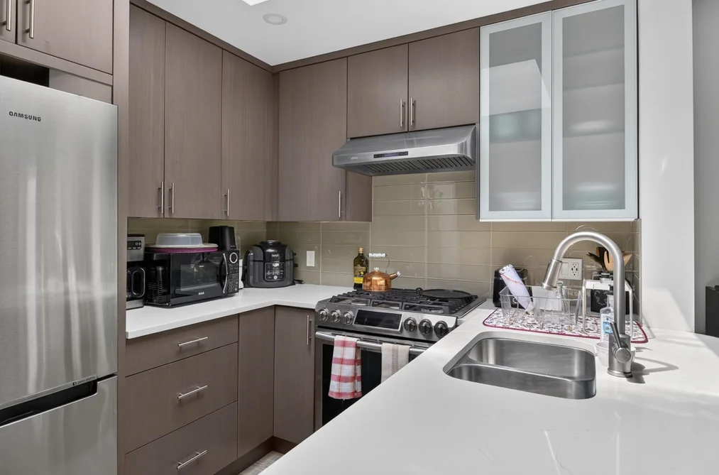 401 688 E 16TH AVENUE, Vancouver, BC — Residential for Sale — Photo 4 of 23