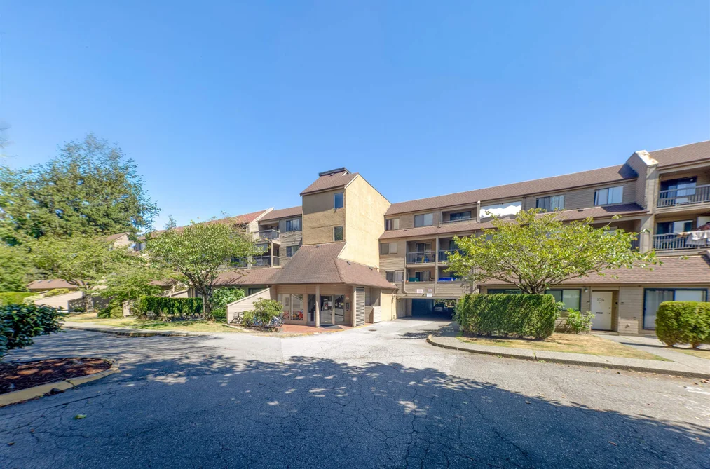 Condo for sale at 401 8120 Colonial Drive Richmond British Columbia - MLS: R3152323