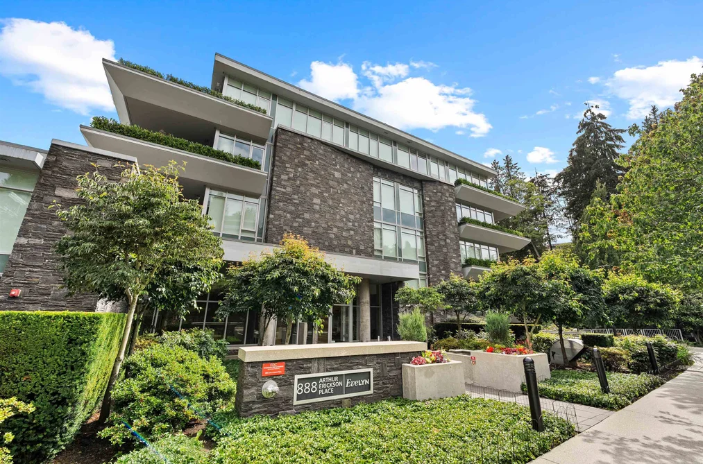 Condo for sale at 401 888 Arthur Erickson Place West Vancouver British Columbia - MLS: R3144191