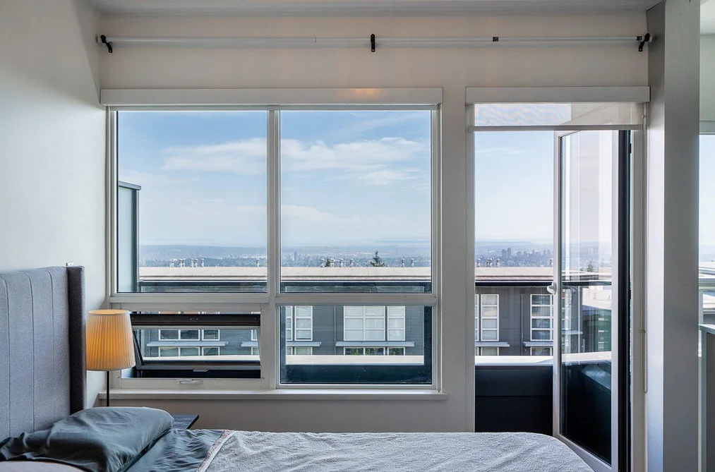 Condo for sale at 401 9150 University High Street Burnaby British Columbia - MLS: R3140899