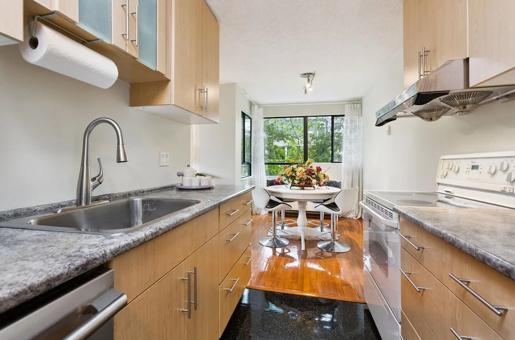 402 1026 QUEENS AVENUE, New Westminster BC V3M 6B2, New Westminster BC — Residential for Sale - Photo 5