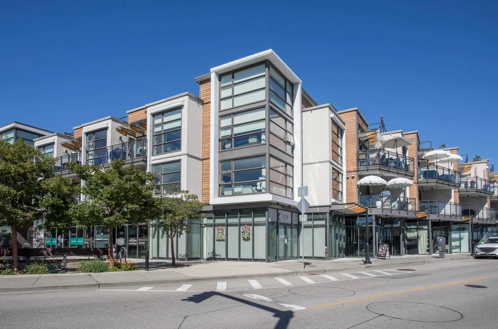 Condo for sale at 402 1160 Oxford Street White Rock British Columbia - MLS: R3139022