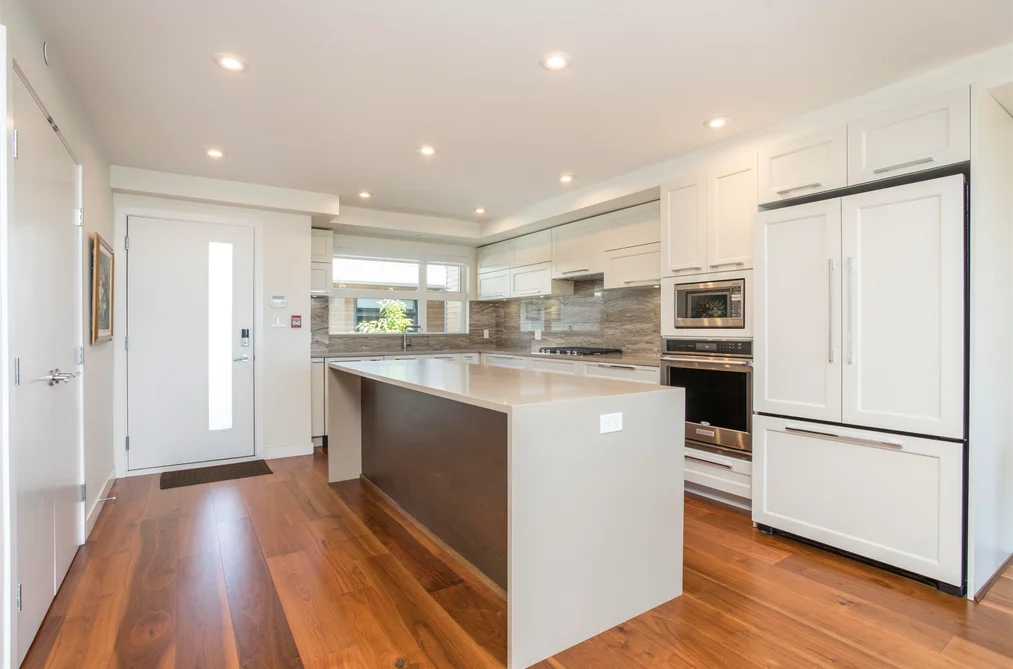402 1160 OXFORD STREET, White Rock BC V4B 0B3, White Rock BC — Residential for Sale — Photo 3 of 37