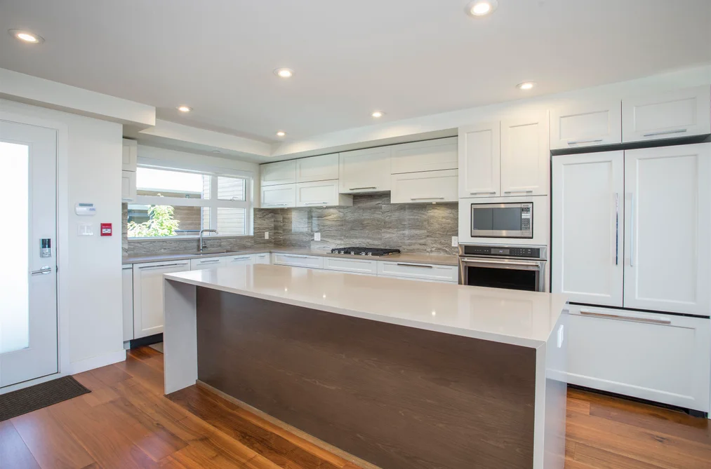 402 1160 OXFORD STREET, White Rock BC V4B 0B3, White Rock BC — Residential for Sale — Photo 4 of 37