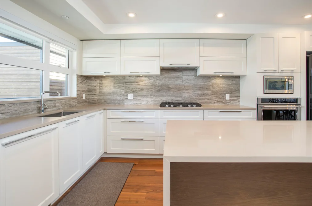 402 1160 OXFORD STREET, White Rock BC V4B 0B3, White Rock BC — Residential for Sale — Photo 5 of 37