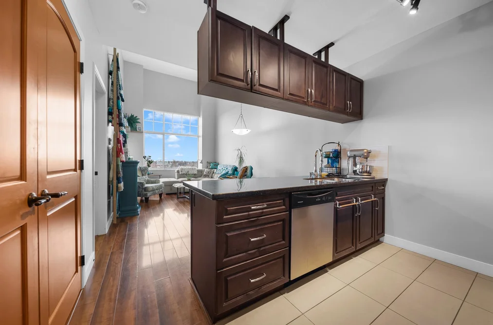 Condo for sale at 402 11935 Burnett Street Maple Ridge British Columbia - MLS: R3114926
