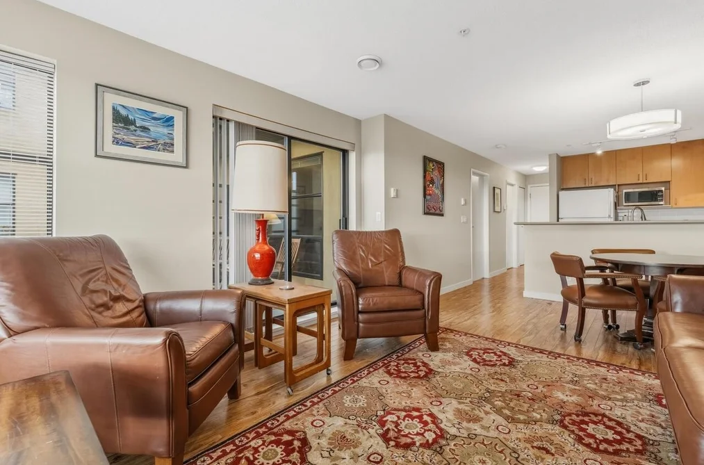 Condo for sale at 402 124 W 3rd Street North Vancouver British Columbia - MLS: R3095070