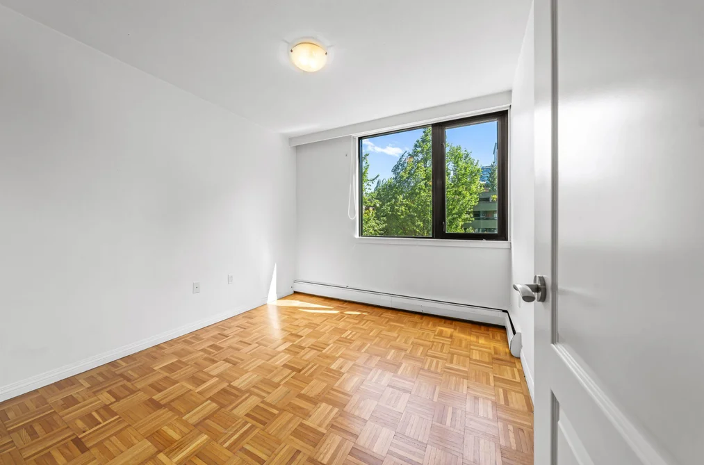 402 1330 HARWOOD STREET, Vancouver BC V7V 1K9, Vancouver BC — Residential for Sale — Photo 23 of 39