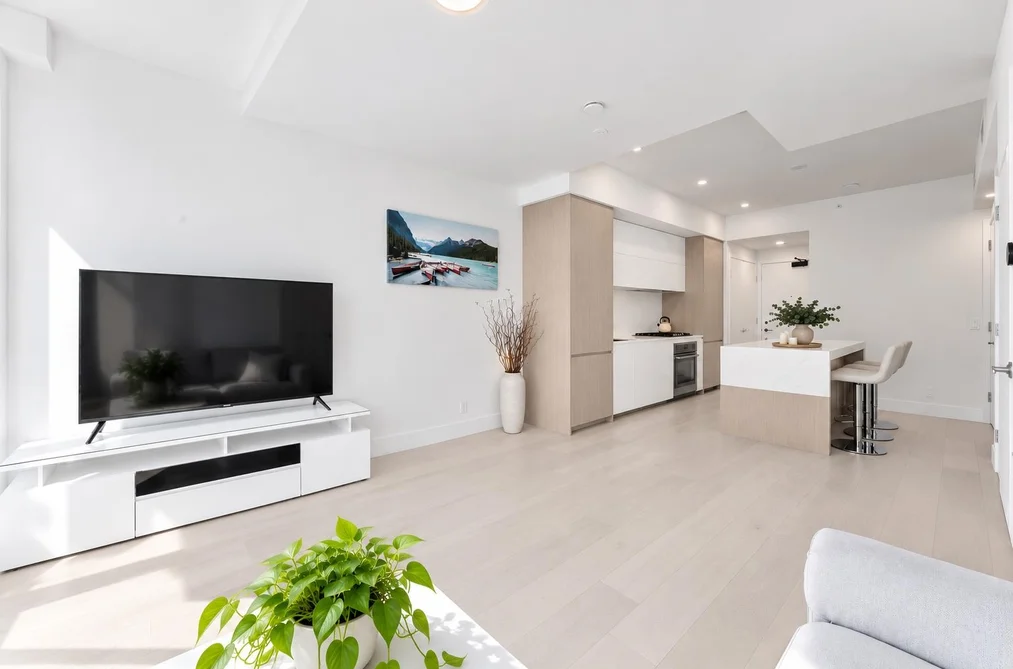 1342 Johnston Rd Unit 402, White Rock, BC - MLS: R3177872