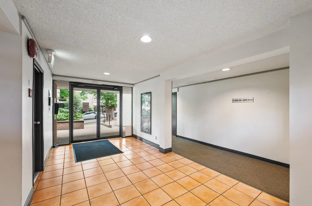402 1350 COMOX STREET, Vancouver BC V6E 4E1, Vancouver BC — Residential for Sale — Photo 4 of 30