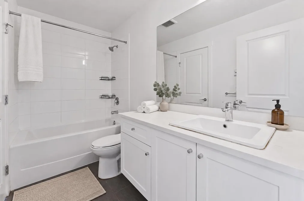 402 - 13623 81A Avenue, Surrey, BC - MLS: R3163588 - Photo 9