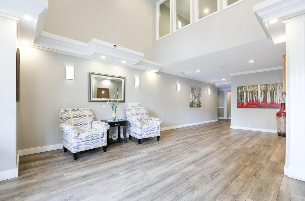 402 13870 70 AVENUE, Surrey BC V3W 0R9, Surrey BC — Residential for Sale - Photo 2