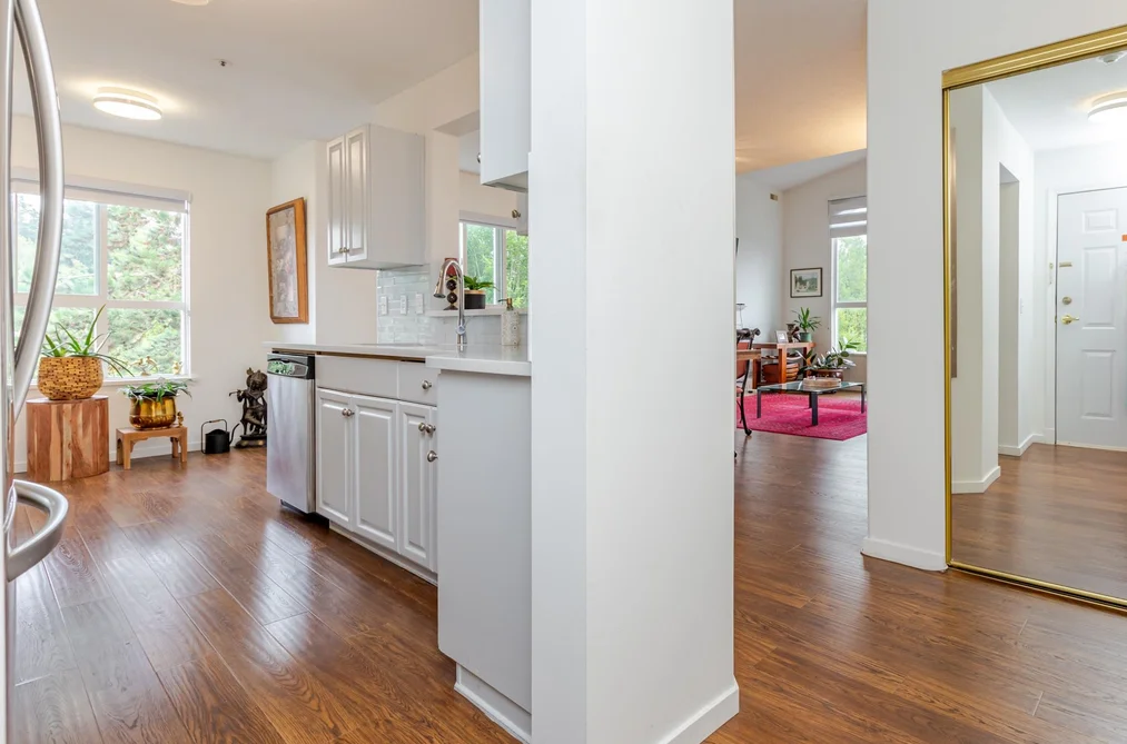 402 13870 70 AVENUE, Surrey BC V3W 0R9, Surrey BC — Residential for Sale - Photo 4