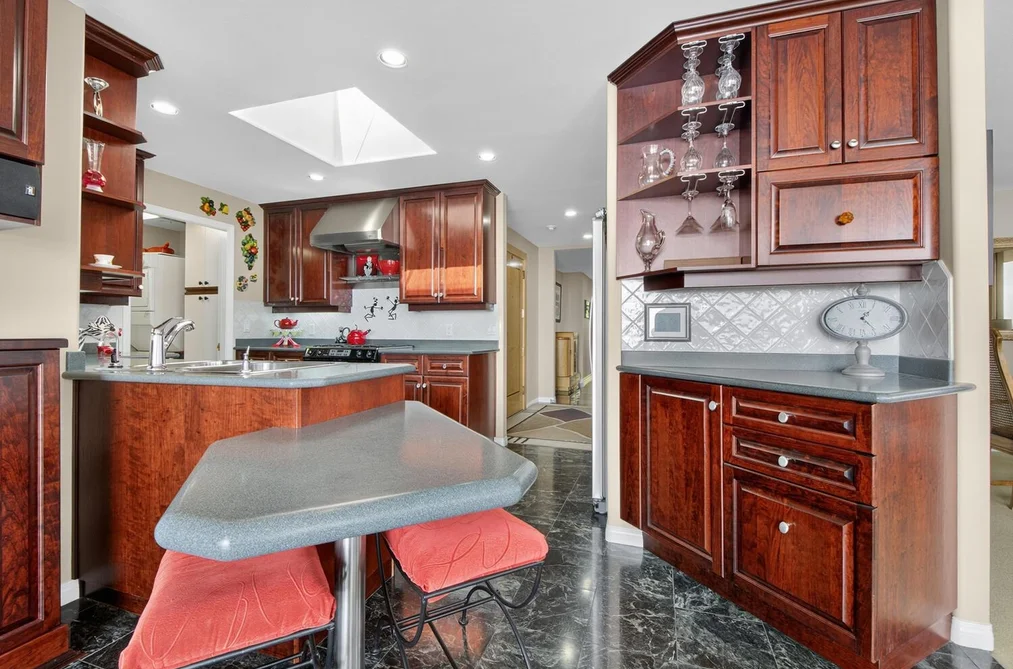 402 15050 PROSPECT AVENUE, White Rock BC V4B 2B4, White Rock BC — Residential for Sale - Photo 6