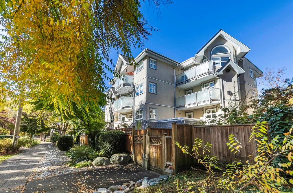 1515 E 6th Ave Unit 402, Vancouver, BC - MLS: R3176874