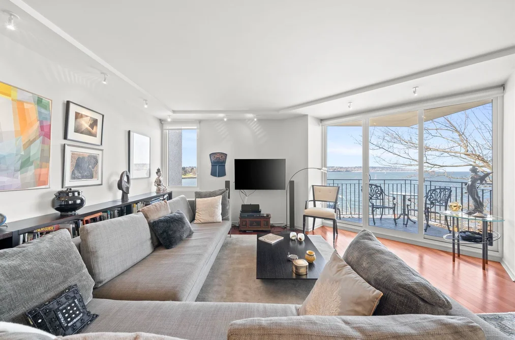 402 1575 BEACH AVENUE, Vancouver BC V6G 1Y5, Vancouver BC — Residential for Sale - Photo 2