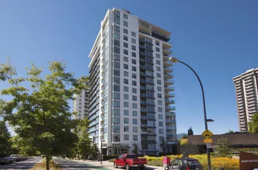 158 W 13th St Unit 402, North Vancouver, BC - MLS: R3179682