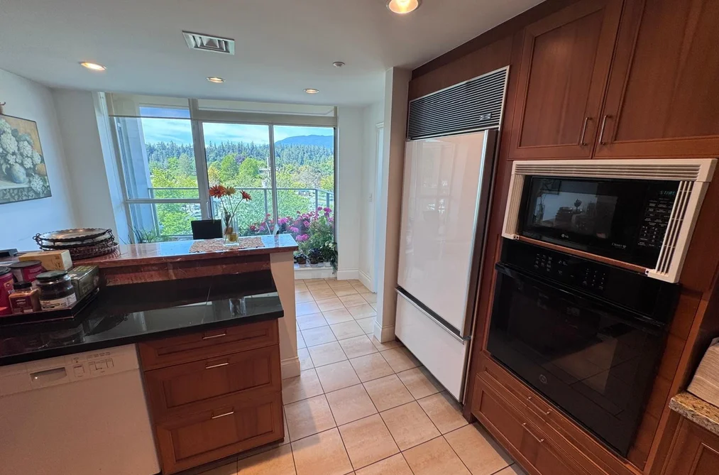 402 1777 BAYSHORE DRIVE, Vancouver BC V6G 3H2, Vancouver BC — Residential for Sale — Photo 10 of 15