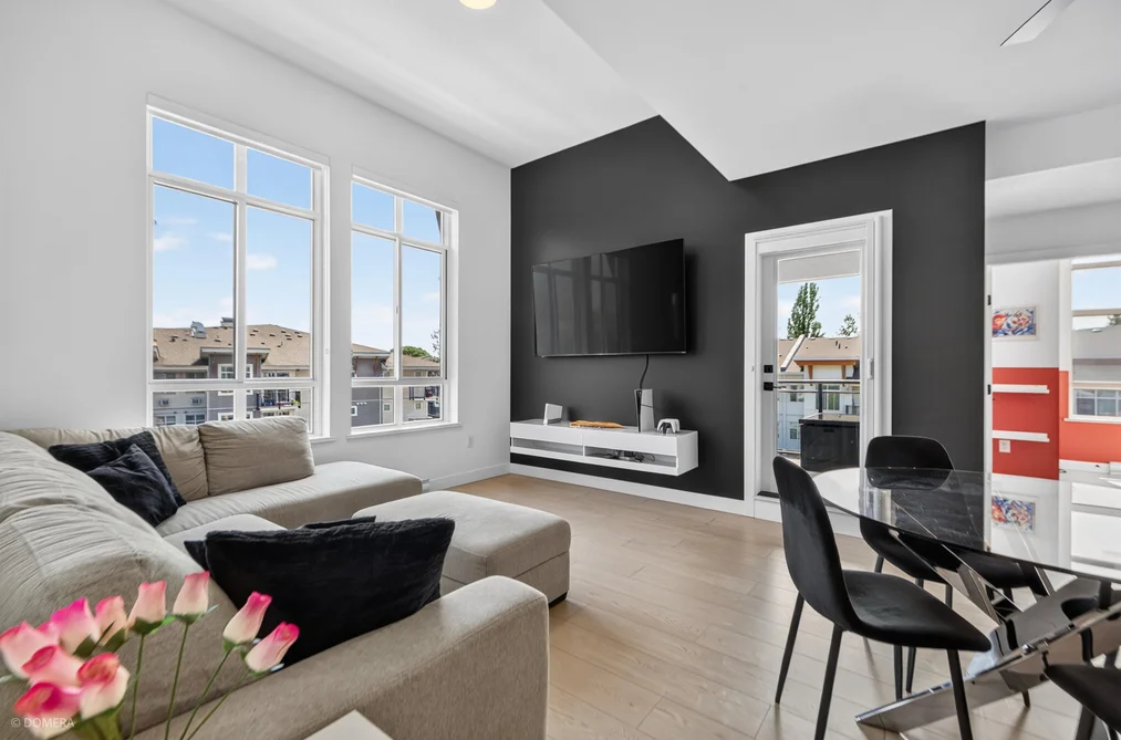 Condo for sale at 402 19945 Brydon Crescent Langley British Columbia - MLS: R3146823