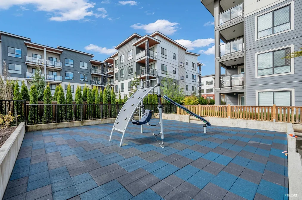 402 20356 72B AVENUE, Langley BC V2Y 4J9, Langley BC — Residential for Sale - Photo 4