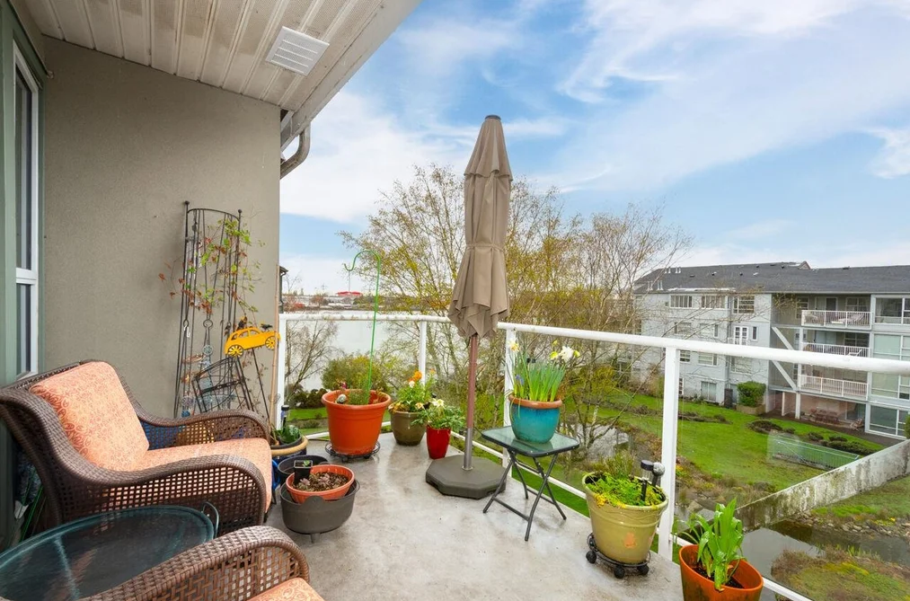 Condo for sale at 402 2080 E Kent Avenue South Vancouver British Columbia - MLS: R3107719