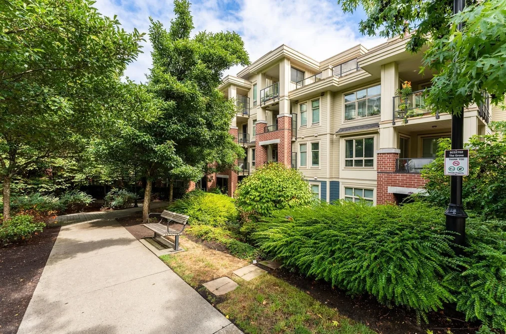 Condo for sale at 402 245 Ross Drive New Westminster British Columbia - MLS: R3150979