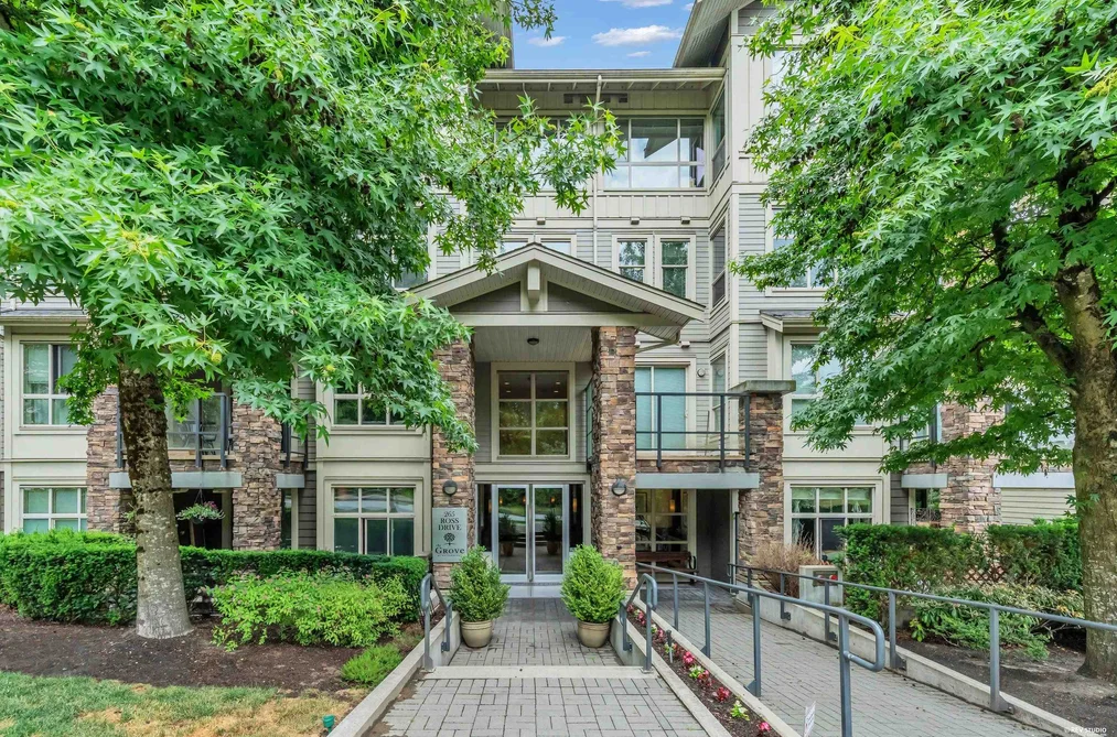 Condo for sale at 402 265 Ross Drive New Westminster British Columbia - MLS: R3133292