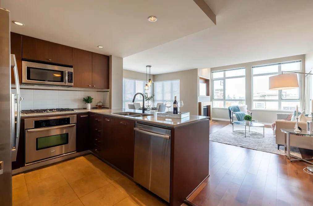 402 2950 KING GEORGE BOULEVARD, Surrey BC V4P 0E5, Surrey BC — Residential for Sale - Photo 5