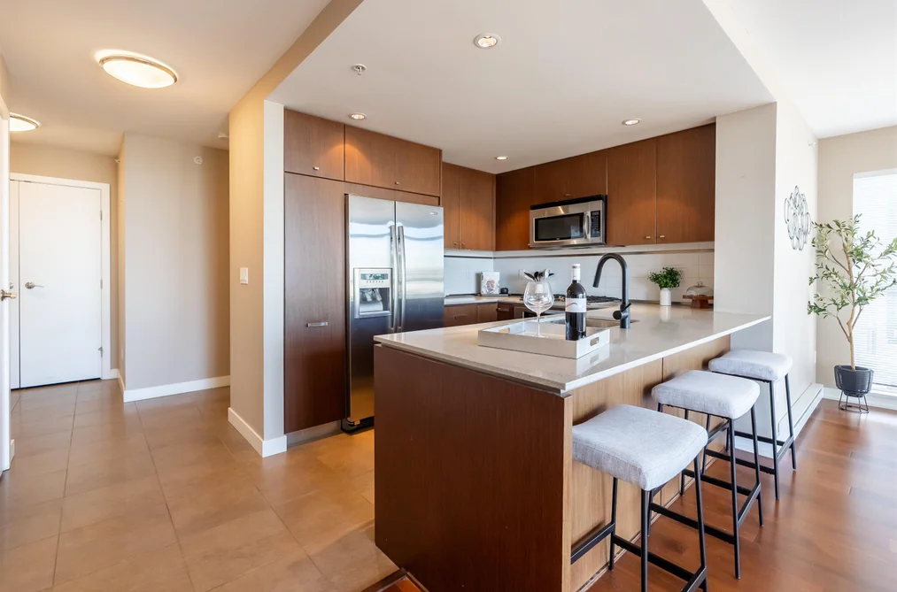 402 2950 KING GEORGE BOULEVARD, Surrey BC V4P 0E5, Surrey BC — Residential for Sale - Photo 7