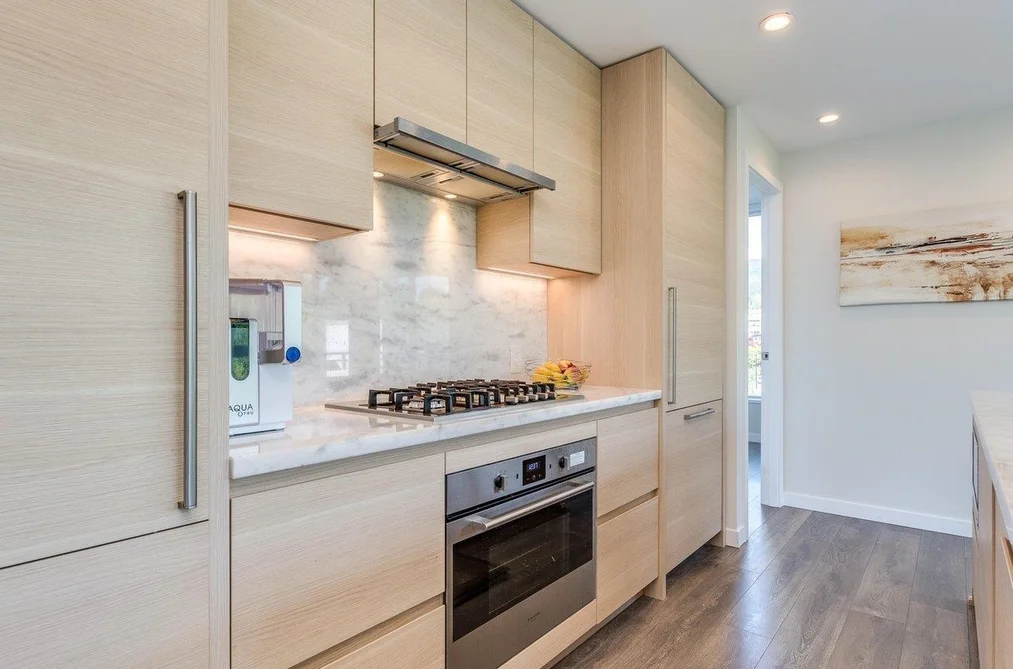 402 308 MORRISSEY ROAD, Port Moody BC V3H 0M2, Port Moody BC — Residential for Sale - Photo 4