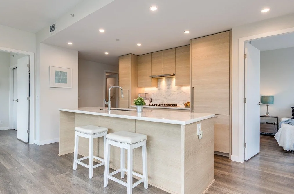 402 308 MORRISSEY ROAD, Port Moody BC V3H 0M2, Port Moody BC — Residential for Sale - Photo 7