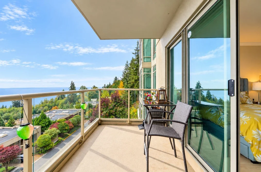 3131 Deer Ridge Dr Unit 402, West Vancouver, BC - MLS: R3174036