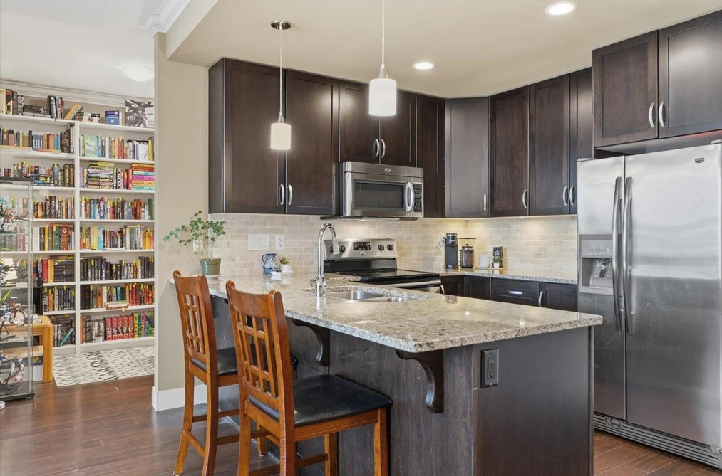 402 3192 GLADWIN ROAD, Abbotsford BC V2T 6M9, Abbotsford BC — Residential for Sale - Photo 4