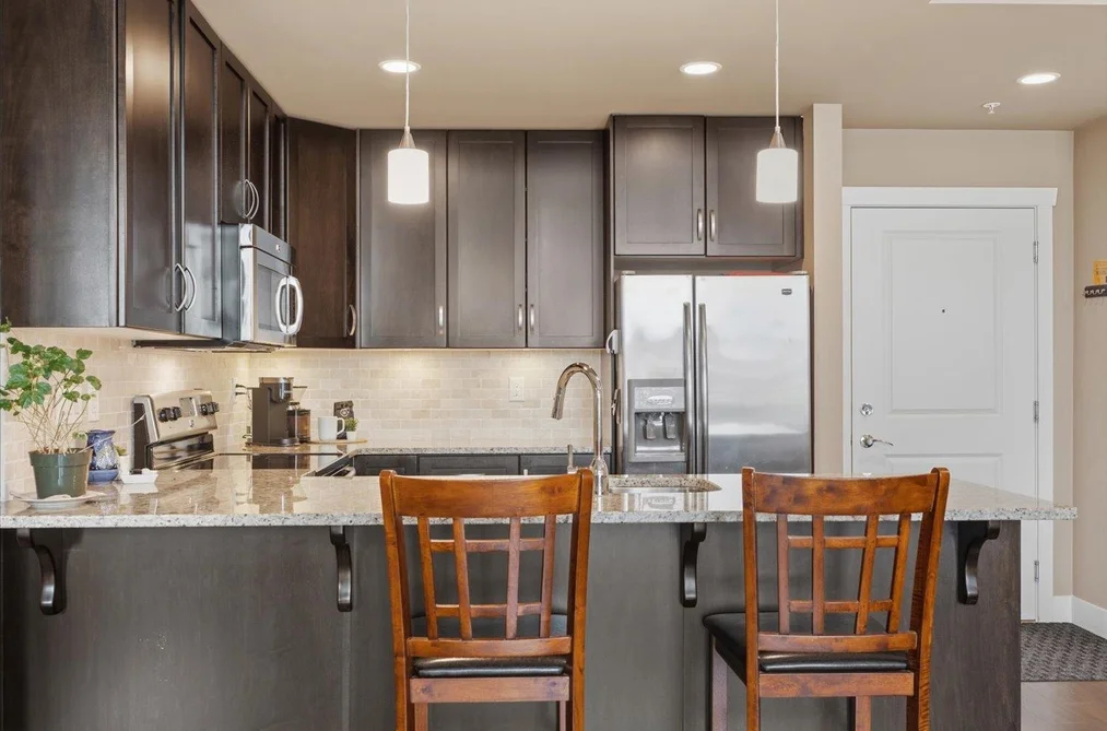 402 3192 GLADWIN ROAD, Abbotsford BC V2T 6M9, Abbotsford BC — Residential for Sale - Photo 7