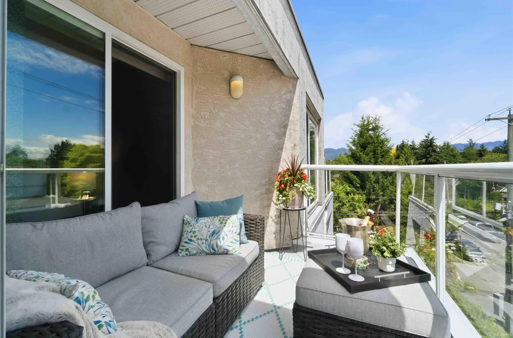 402 3505 W BROADWAY, Vancouver BC V6R 2B5, Vancouver BC — Residential for Sale - Main Photo